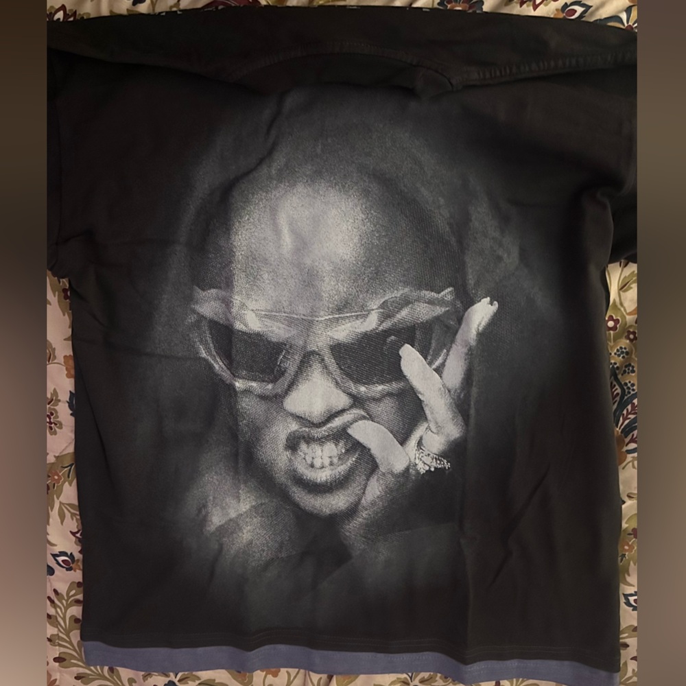 Rihanna Black Sweatshirt